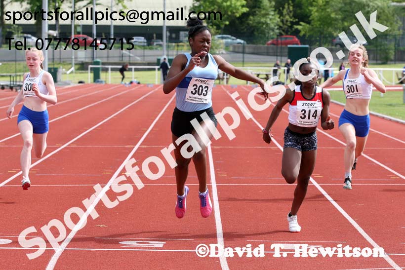 Girls under-15s 100 metres, North Eastern Track and Fields Champs., Middlesbrough. Photo: David T. Hewitson/Sports for All Pics